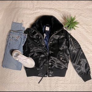Gap bomber faux fur lined bomber jacket!